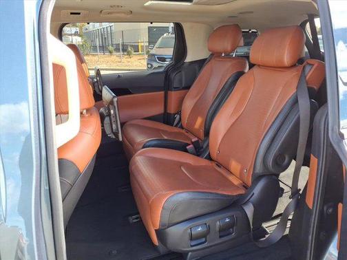 2022 Kia Carnival SX Prestige