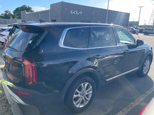 2022 Kia Telluride LX
