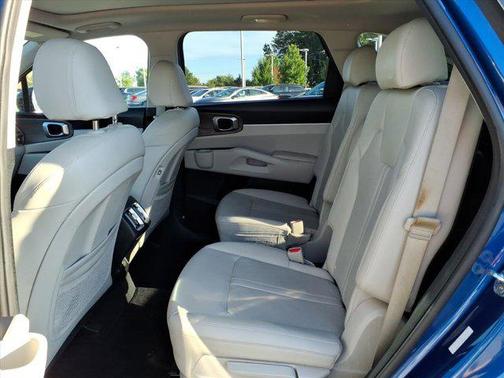 2022 Kia Sorento EX