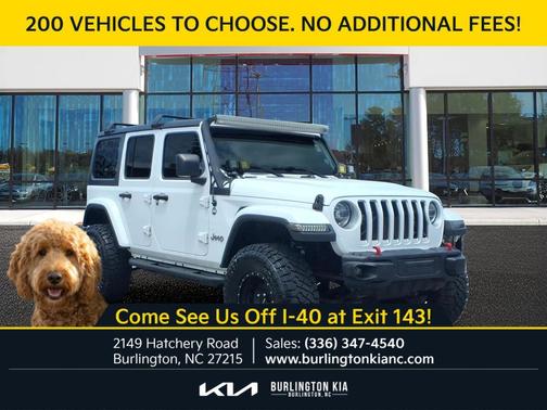 Bright White Clearcoat 2019 Jeep Wrangler Unlimited Sahara