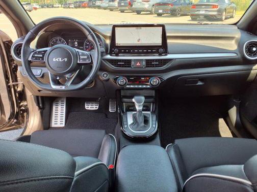 2022 Kia Forte GT-Line