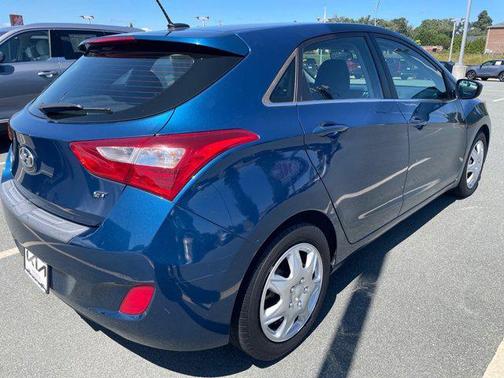 2016 Hyundai Elantra GT Base