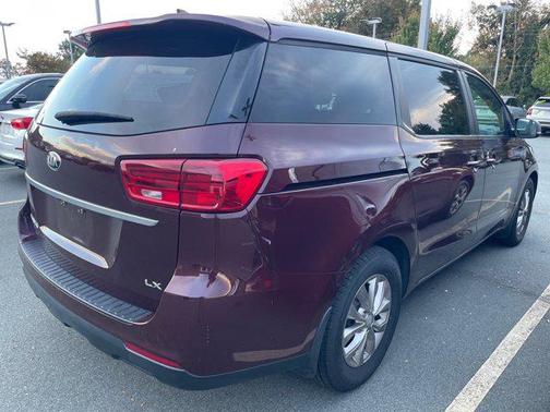 2020 Kia Sedona LX
