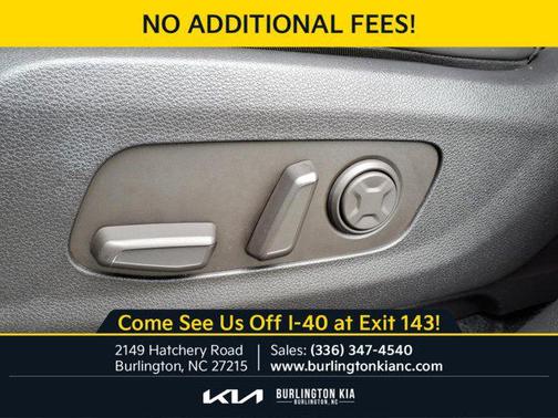 Deep Chroma Blue 2025 Kia Carnival LXS