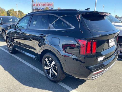 2023 Kia Sorento EX