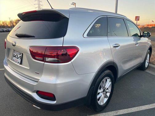 2020 Kia Sorento LX