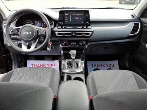 2023 Kia Seltos LX