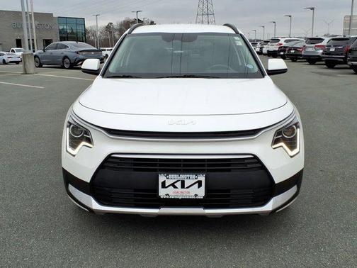 2023 Kia Niro EX