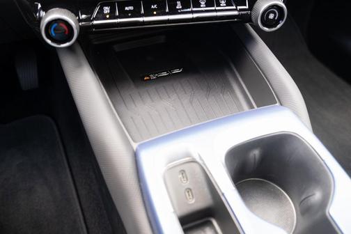 2025 Chevrolet Equinox EV LT 2