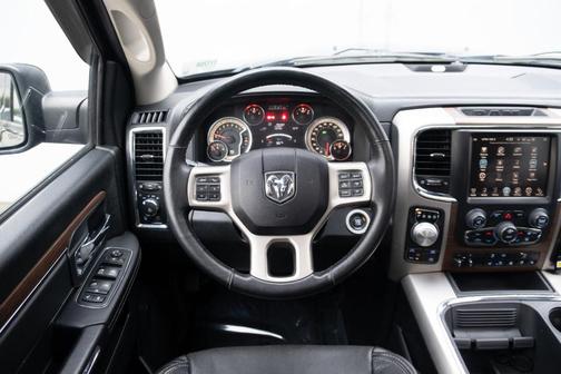 2016 RAM 1500 Laramie