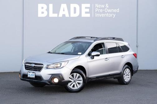 Ice Silver Metallic 2019 Subaru Outback 2.5i Premium