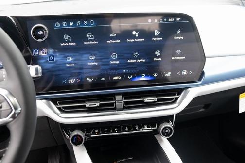 2026 Chevrolet Equinox EV LT 2