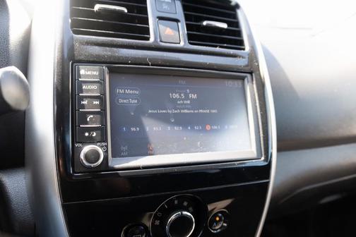2018 Nissan Versa 1.6 SV