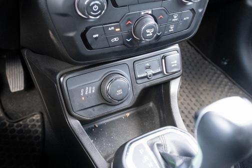 2023 Jeep Renegade Limited