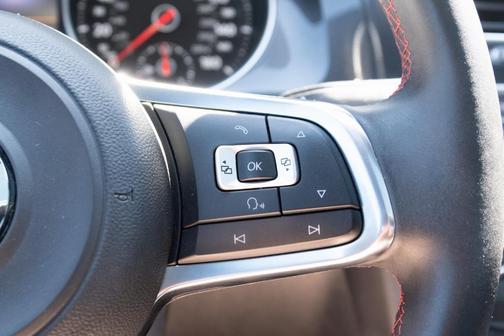 2016 Volkswagen Golf GTI SE