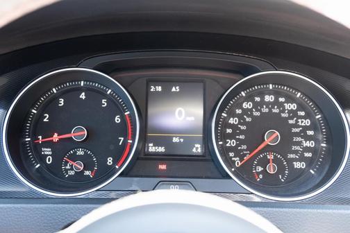 2016 Volkswagen Golf GTI SE