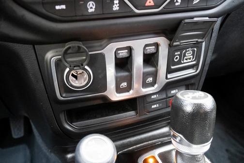 2018 Jeep Wrangler Sport