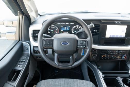 2025 Ford F-350 XLT