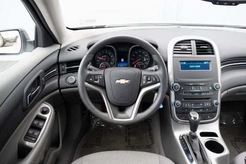 2015 Chevrolet Malibu 1LS