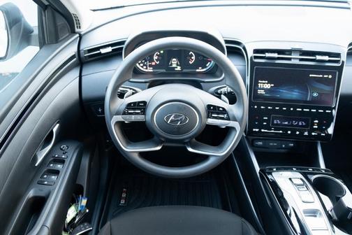 2024 Hyundai TUCSON Hybrid Blue