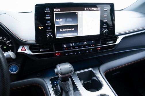 2021 Toyota Sienna XSE 7 Passenger