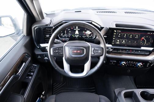 White 2024 GMC Sierra 1500 SLE