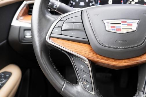 2019 Cadillac XT5 Platinum