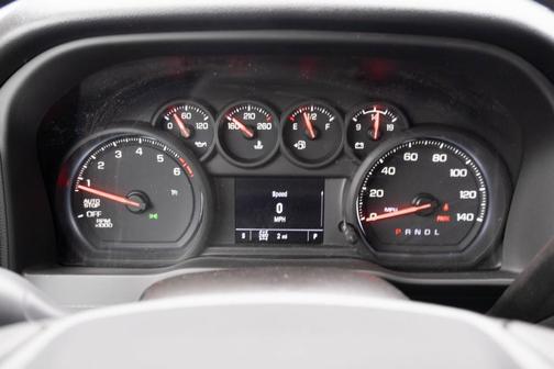 2025 Chevrolet Silverado 1500 Custom