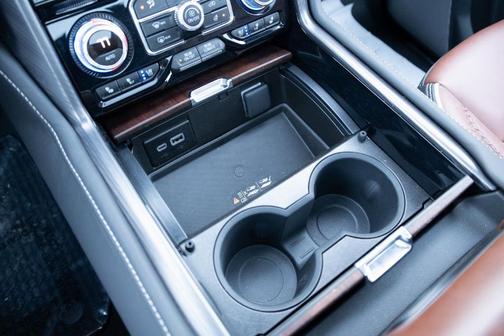 2024 GMC Yukon Denali Ultimate