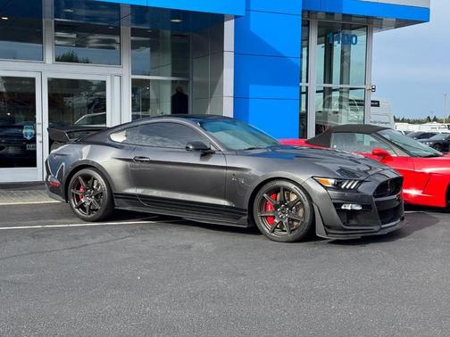 2020 Ford Shelby GT500 Base
