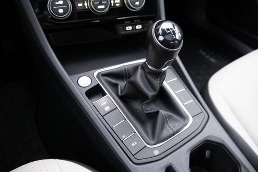 2021 Volkswagen Jetta 1.4T R-Line