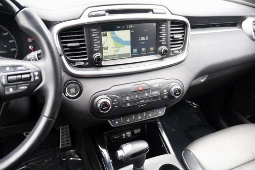 2017 Kia Sorento SX