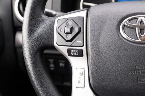 2017 Toyota Tundra SR5