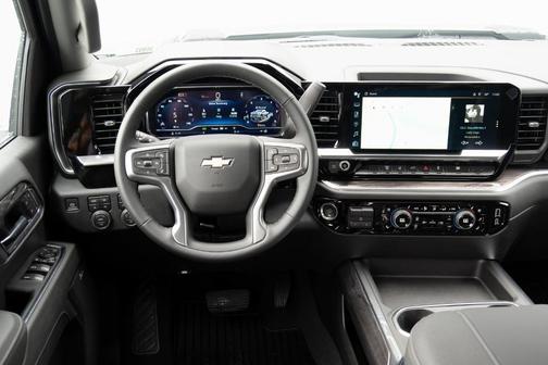 2025 Chevrolet Silverado 3500 LTZ