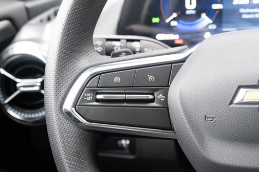 2026 Chevrolet Equinox EV LT 1