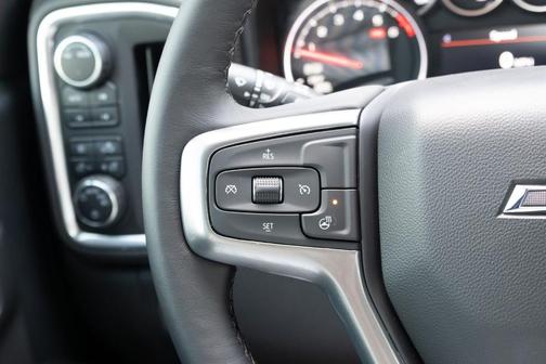 White 2022 Chevrolet Silverado 1500 Limited RST