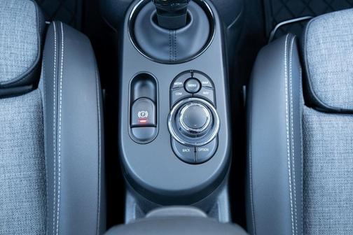 2023 MINI SE Hardtop BASE