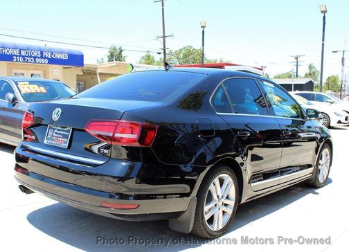 2017 Volkswagen Jetta 1.8T SEL