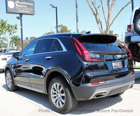 2022 Cadillac XT4 Premium Luxury