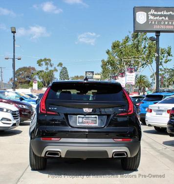 2022 Cadillac XT4 Premium Luxury