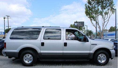 2005 Ford Excursion 137' WB 6.8L XLT