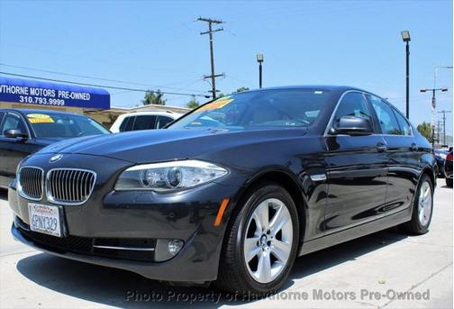 2011 BMW 528 528i