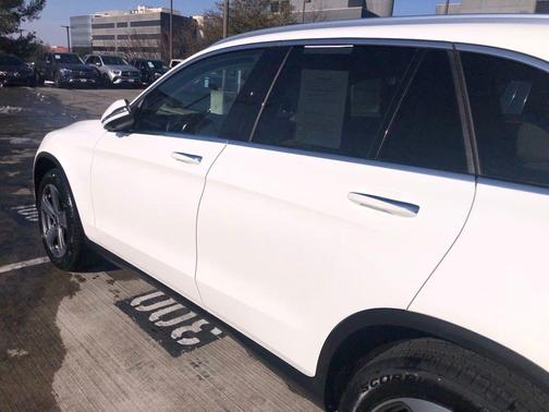 2022 Mercedes-Benz GLC 300 4MATIC