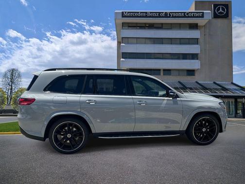 MANUFAKTUR Alpine Grey 2024 Mercedes-Benz GLS 580 4MATIC