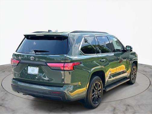 2023 Toyota Sequoia SR5
