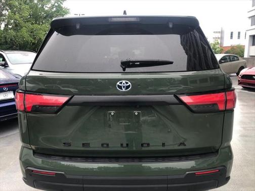 2023 Toyota Sequoia SR5