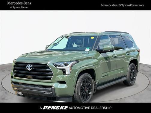 2023 Toyota Sequoia SR5
