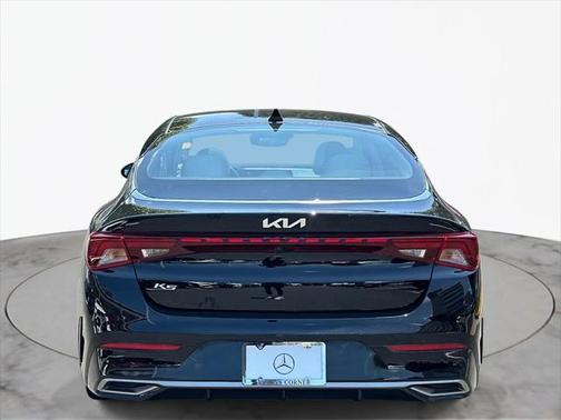 2022 Kia K5 EX
