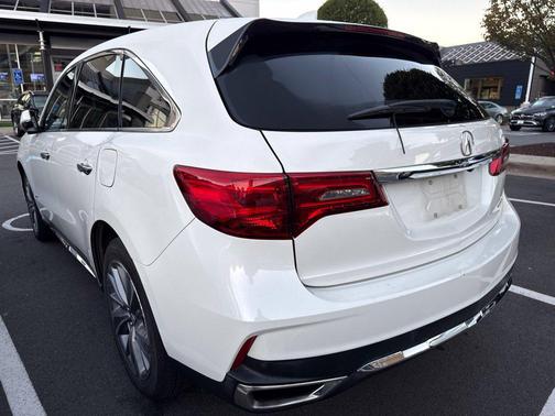 Diamond White Pearl 2017 Acura MDX 3.5L w/Technology Package