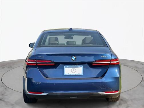2024 BMW 530 i xDrive